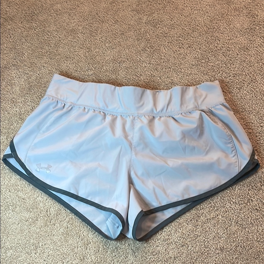 Under Armour Women’s Speedpocket Heatgear Shorts 1323872 011 Grey Size L